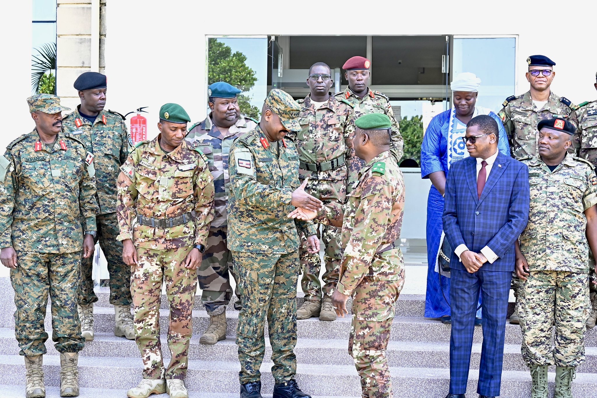 Gen Muhoozi And Maj. Gen. Oumar Diarra Of Mali Agrees On Strengthening Military Cooperation