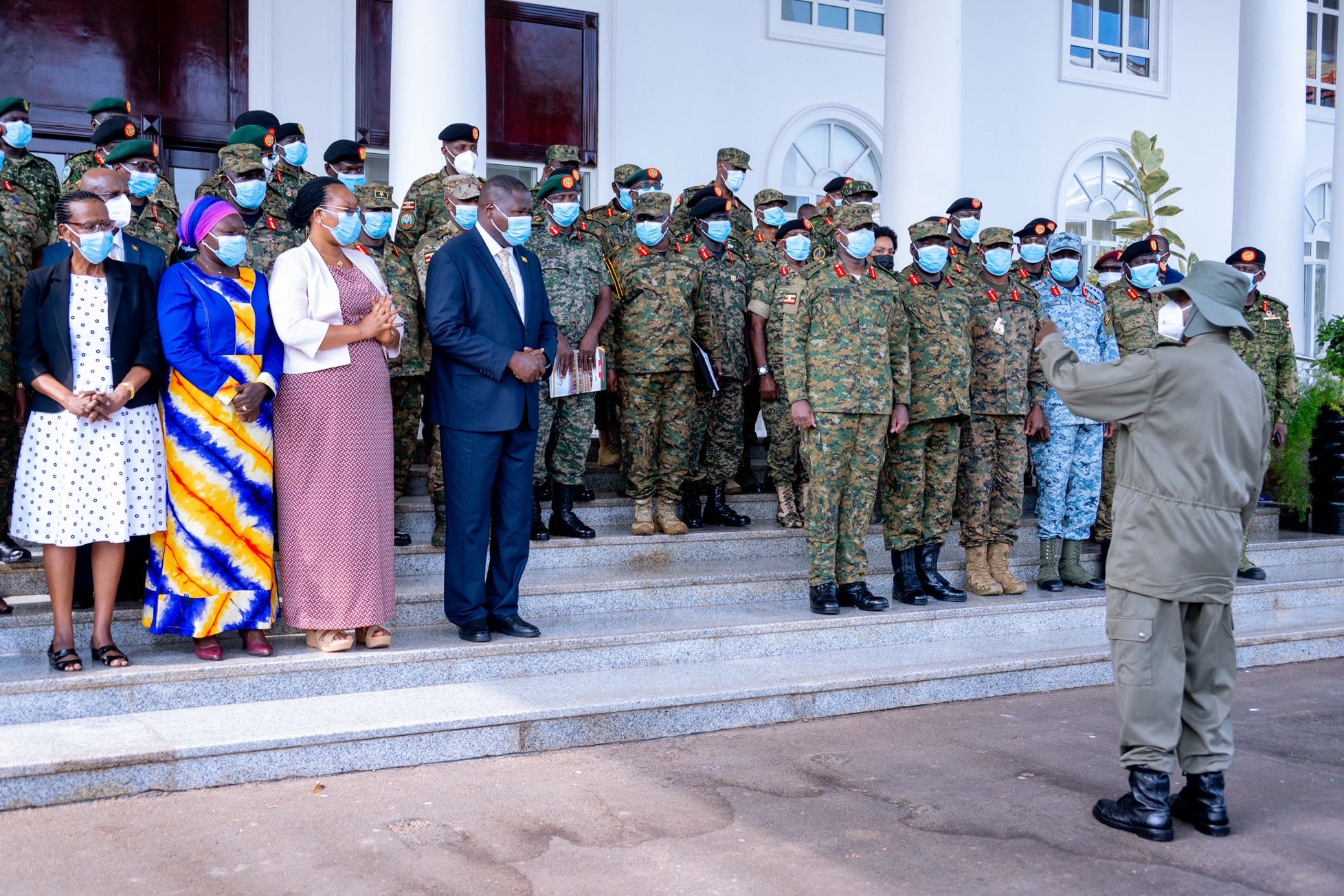 Gen Muhoozi And Top UPDF Command Meets President Museveni To Review DRC – Somalia Operations